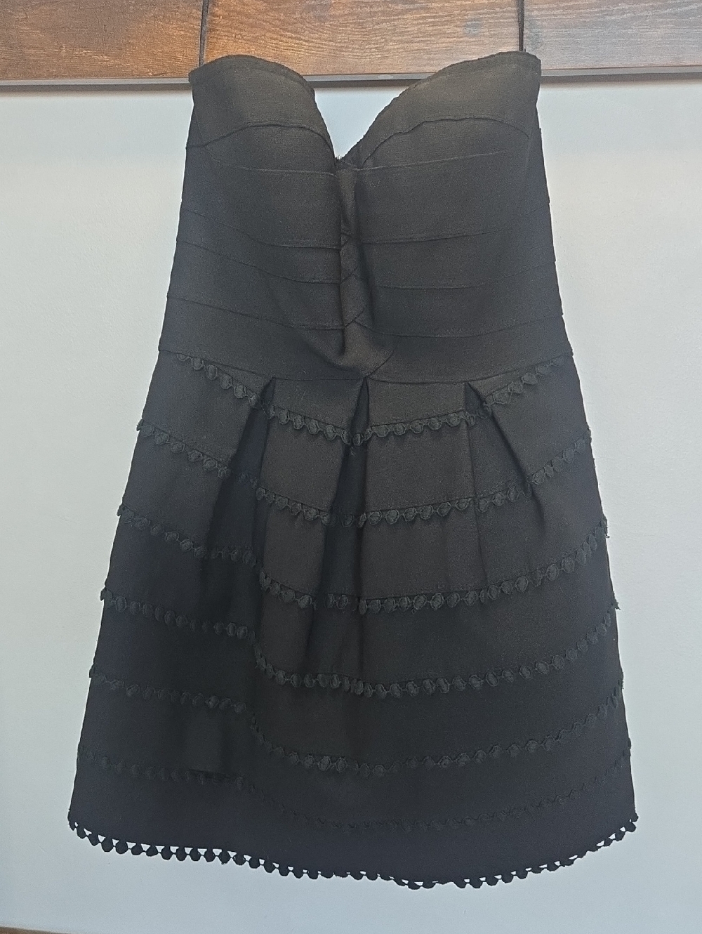 Strapless Black A-Line Dress with Sweetheart Neckline Structured